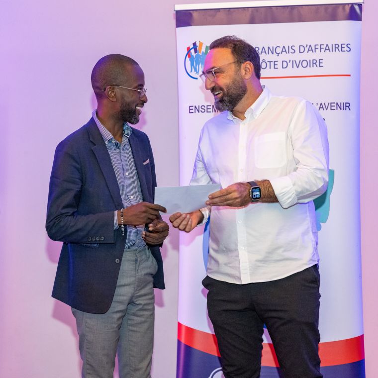 CFACI, Administration et suivi du site internet Création, paramétrage et suivi des adresses mails professionnelles, Community Management, Rapports statistiques de l'activité sur les réseaux sociaux, Nom de domaine et hébergement du site internet, Quelles sont les meilleures agences de communication digitale en Côte d'Ivoire?, conception et refonte de site internet, administration et suivi du site internet, campagnes de mailings, rapports statistiques des campagnes de mailings